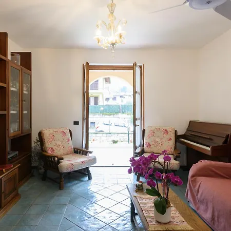 Le Rose Di Rosanna By Interhome Διαμέρισμα Μπαβένο