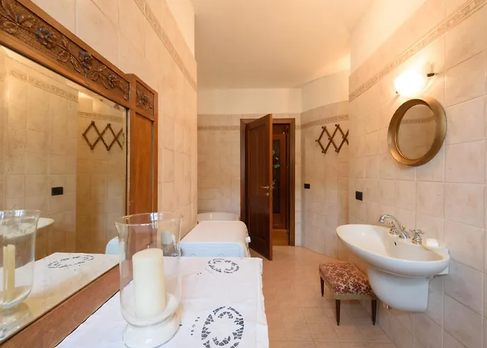 Apartment Le Rose Di Rosanna By Interhome *
