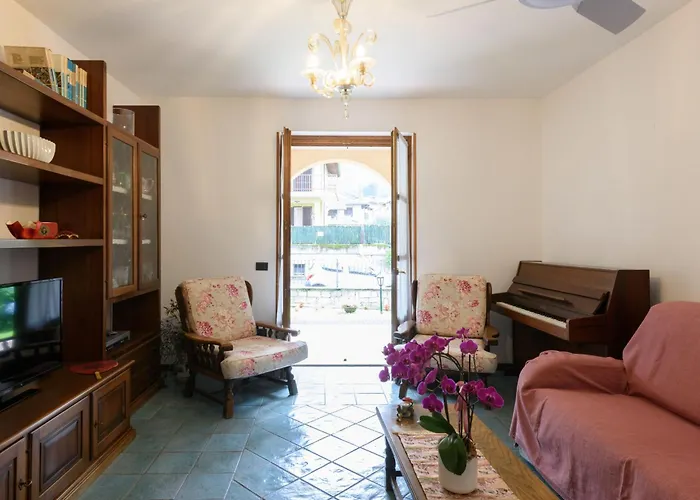 Le Rose Di Rosanna By Interhome Apartment Baveno